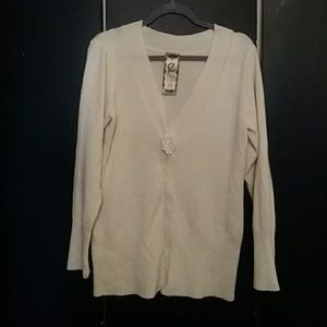Vintage look Off White E Sweater